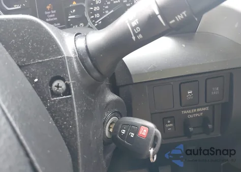 2019 Toyota Tundra Crewmax Sr5/Crewmax Trd Pro from USA, damaged, VIN 5TFDY5F11KX835445